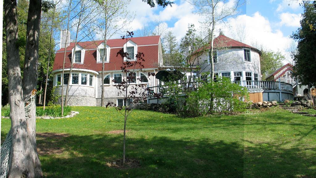 Windswept On The Trent Hotel Campbellford Exterior foto
